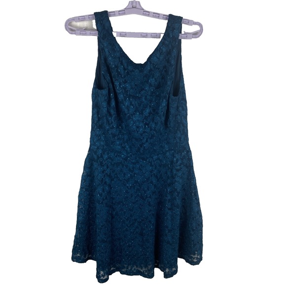 Speechless Dresses & Skirts - Speechless Fit/ Flare Emerald Green‎ Lace Sleeveless Dress Juniors Size Large